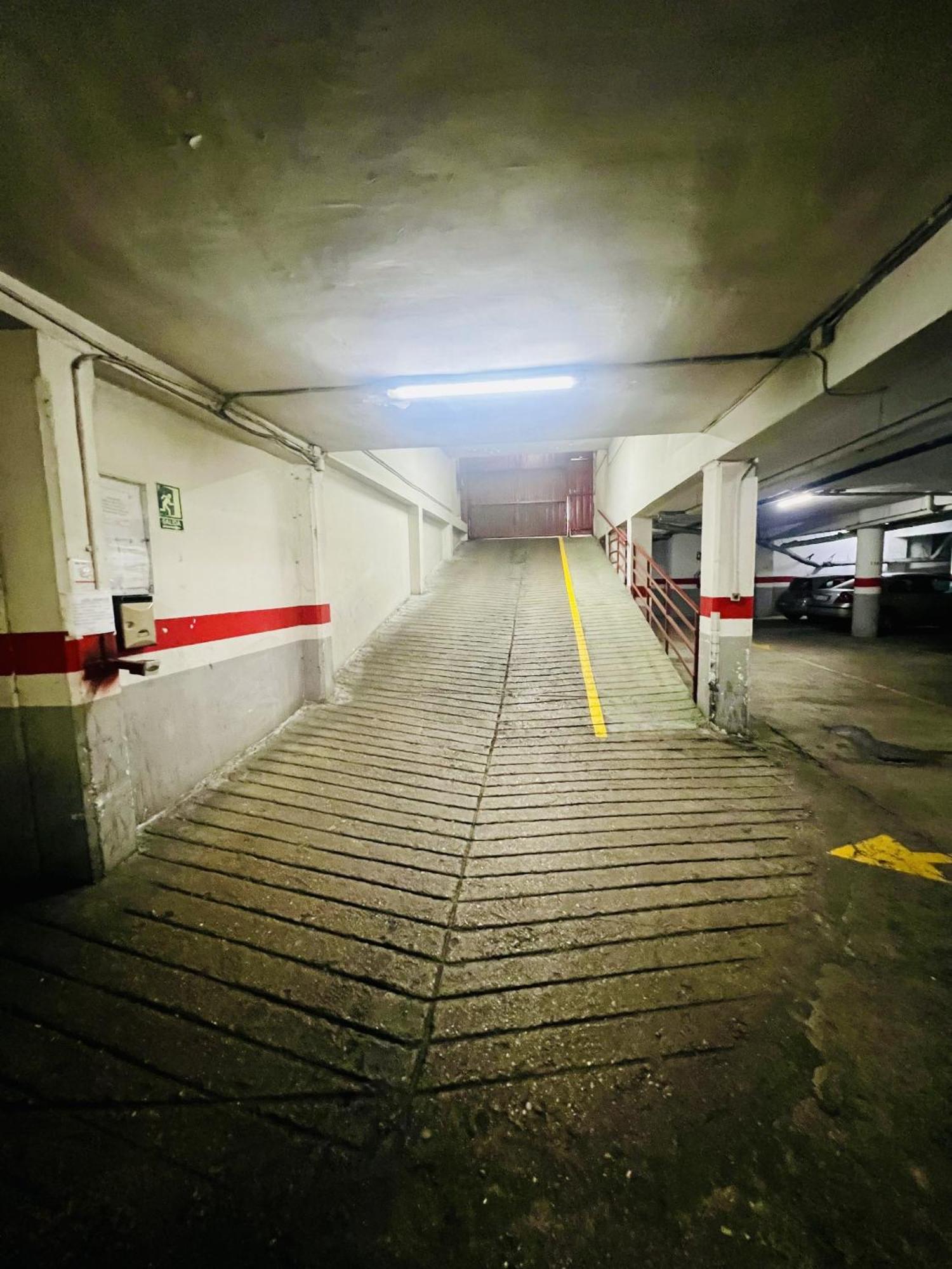 A Orillas Del Pilar Con Parking ซาราโกซา ภายนอก รูปภาพ