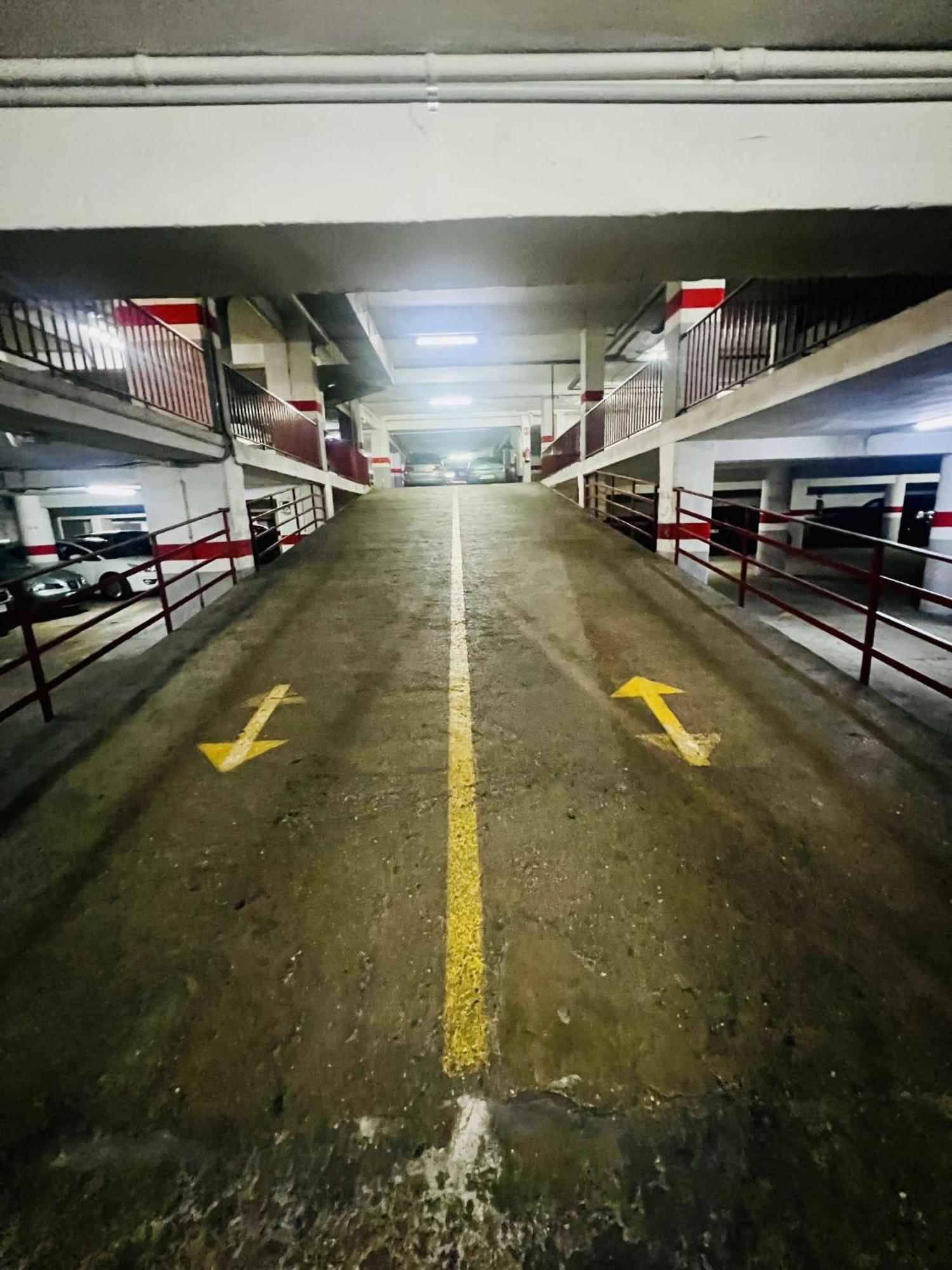 A Orillas Del Pilar Con Parking ซาราโกซา ภายนอก รูปภาพ