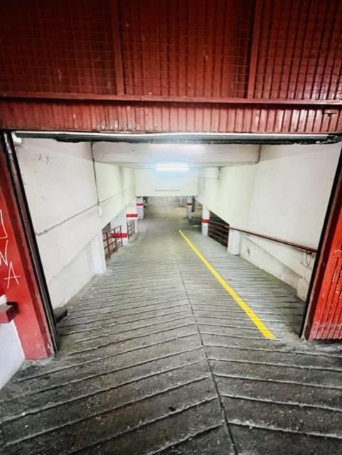 A Orillas Del Pilar Con Parking ซาราโกซา ภายนอก รูปภาพ