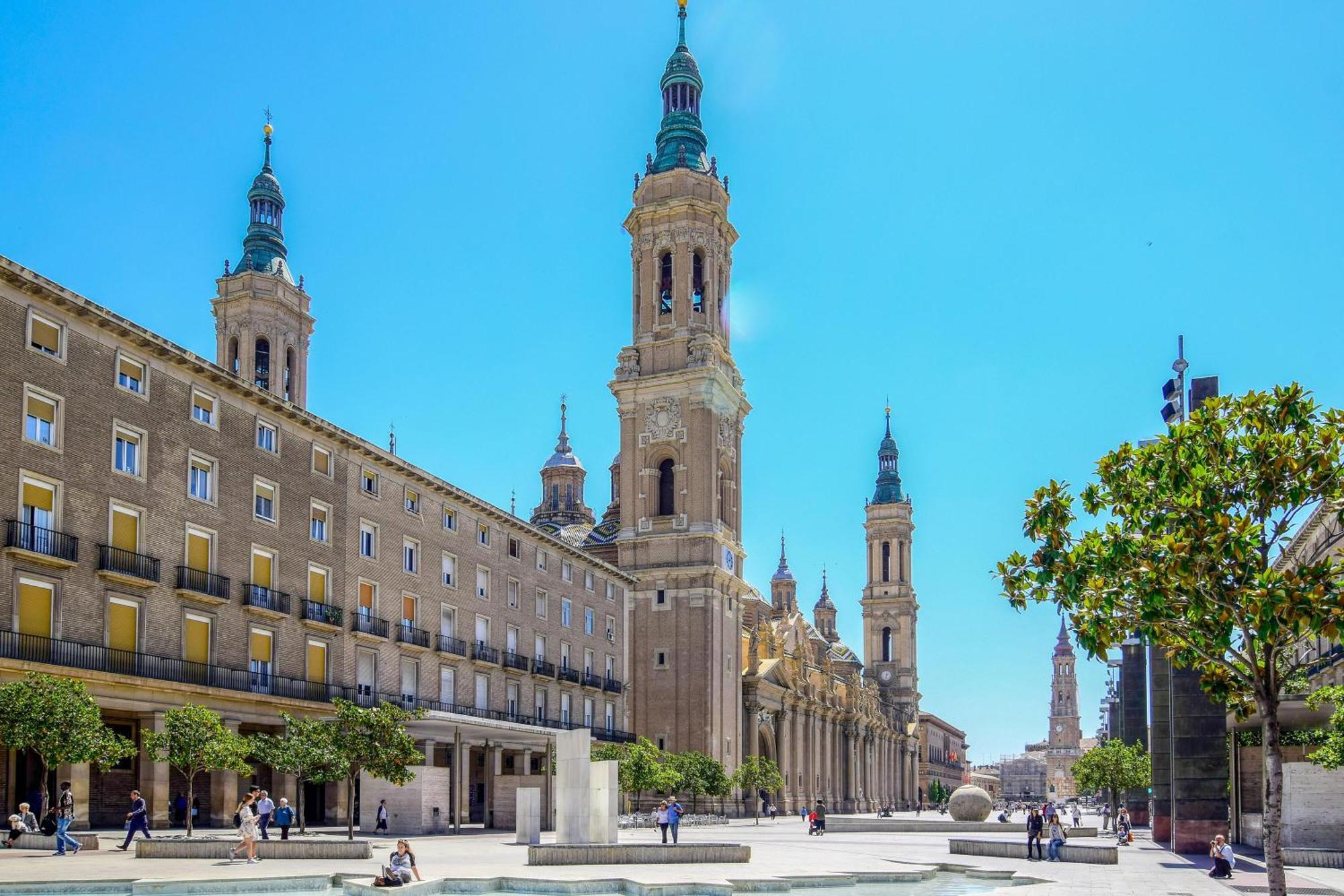 A Orillas Del Pilar Con Parking ซาราโกซา ภายนอก รูปภาพ